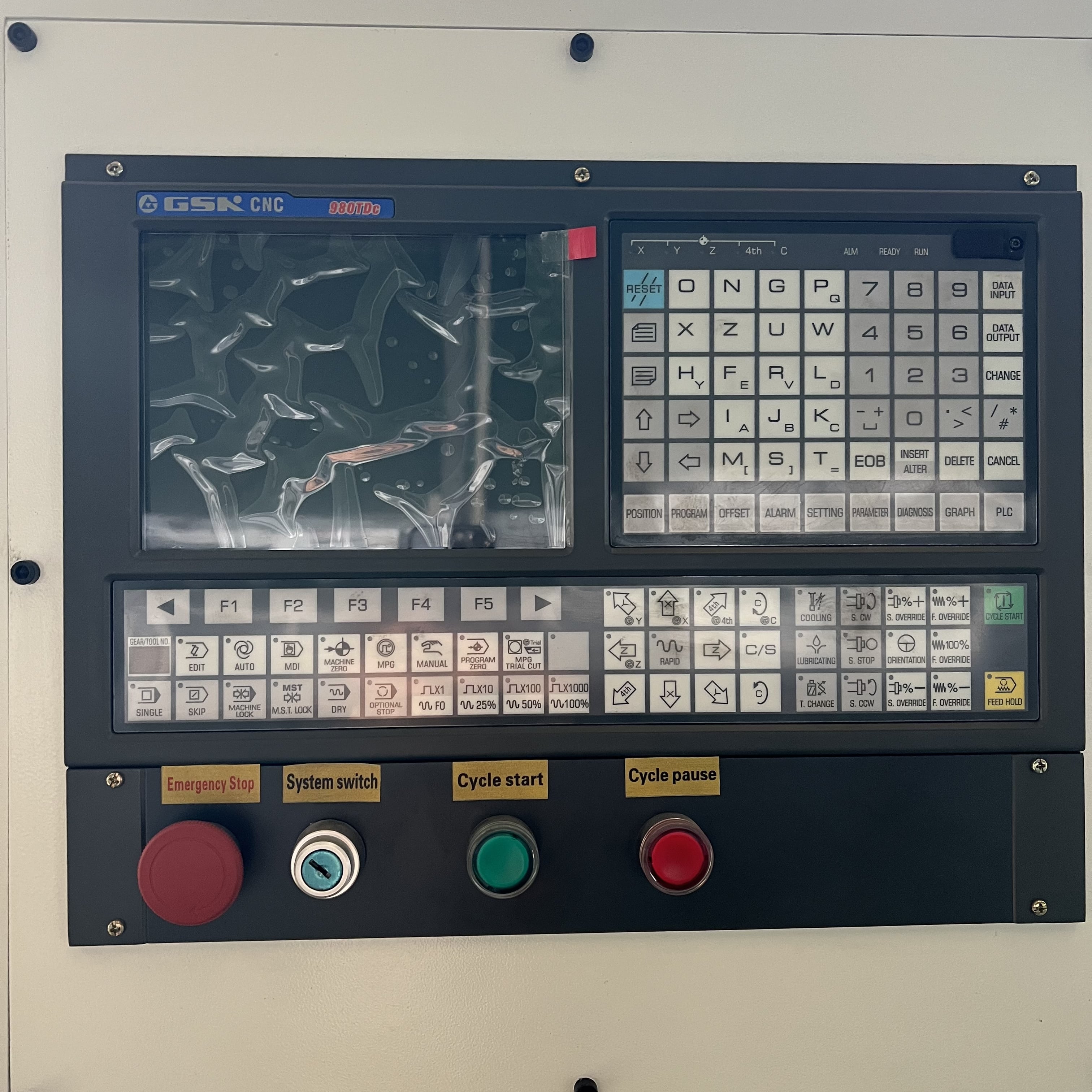 EA8866EA9760D776E837107DB2F81-MIN