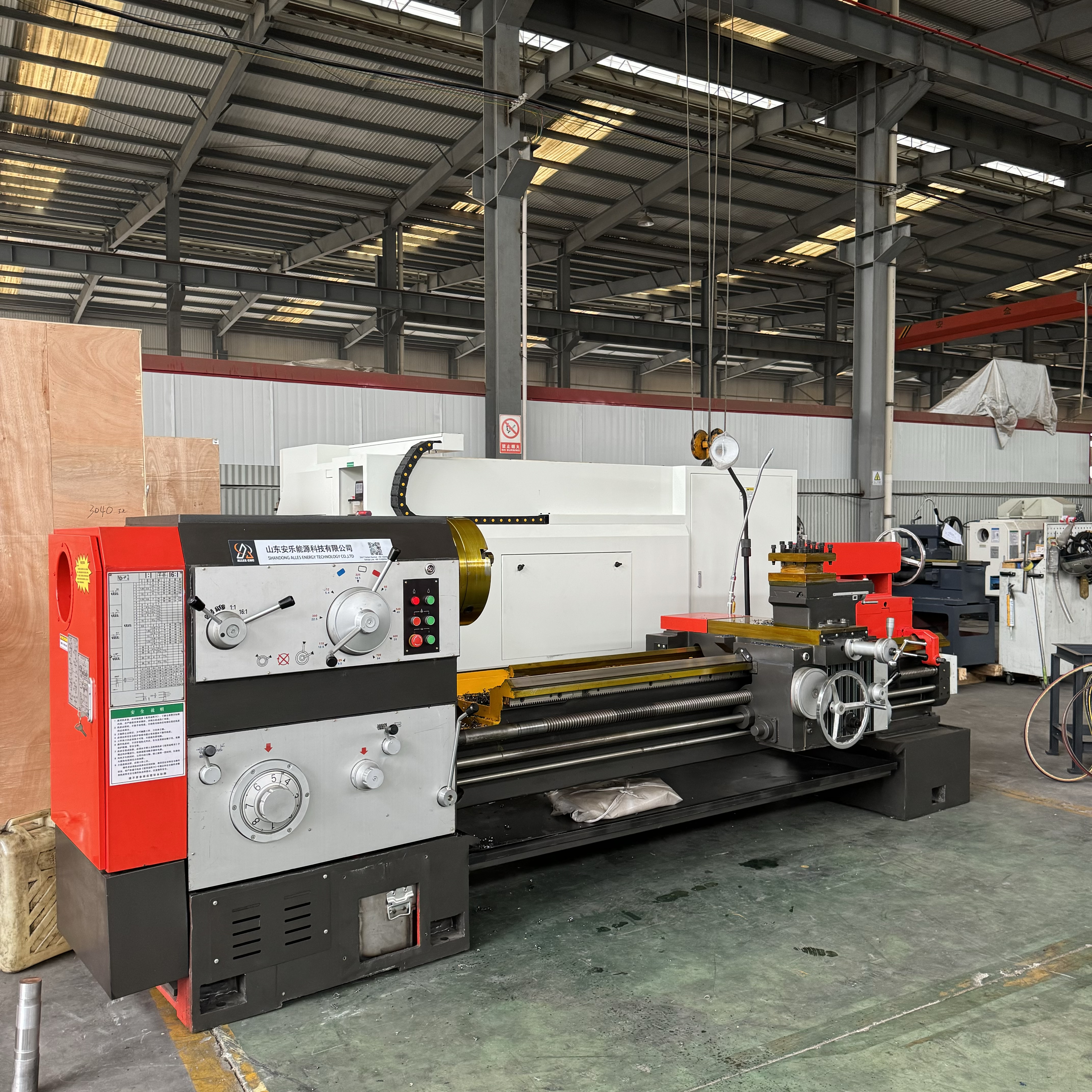 ALCA6180-2000 Los tornos CNC est&aacute;n llenos y enviados a Rusia