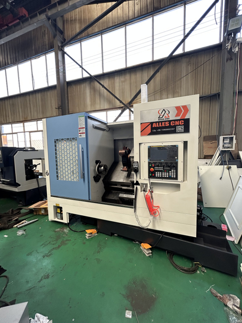 El lanzamiento de la fresadora TCK52D ayuda a un procesamiento eficiente del metal