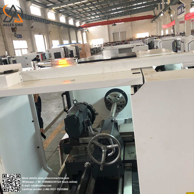 Máquina horizontal de molienda de metal CNC