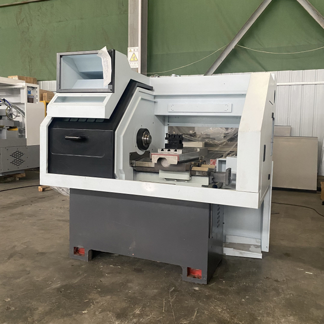 Fabricación De Herramientas De Torno CNC