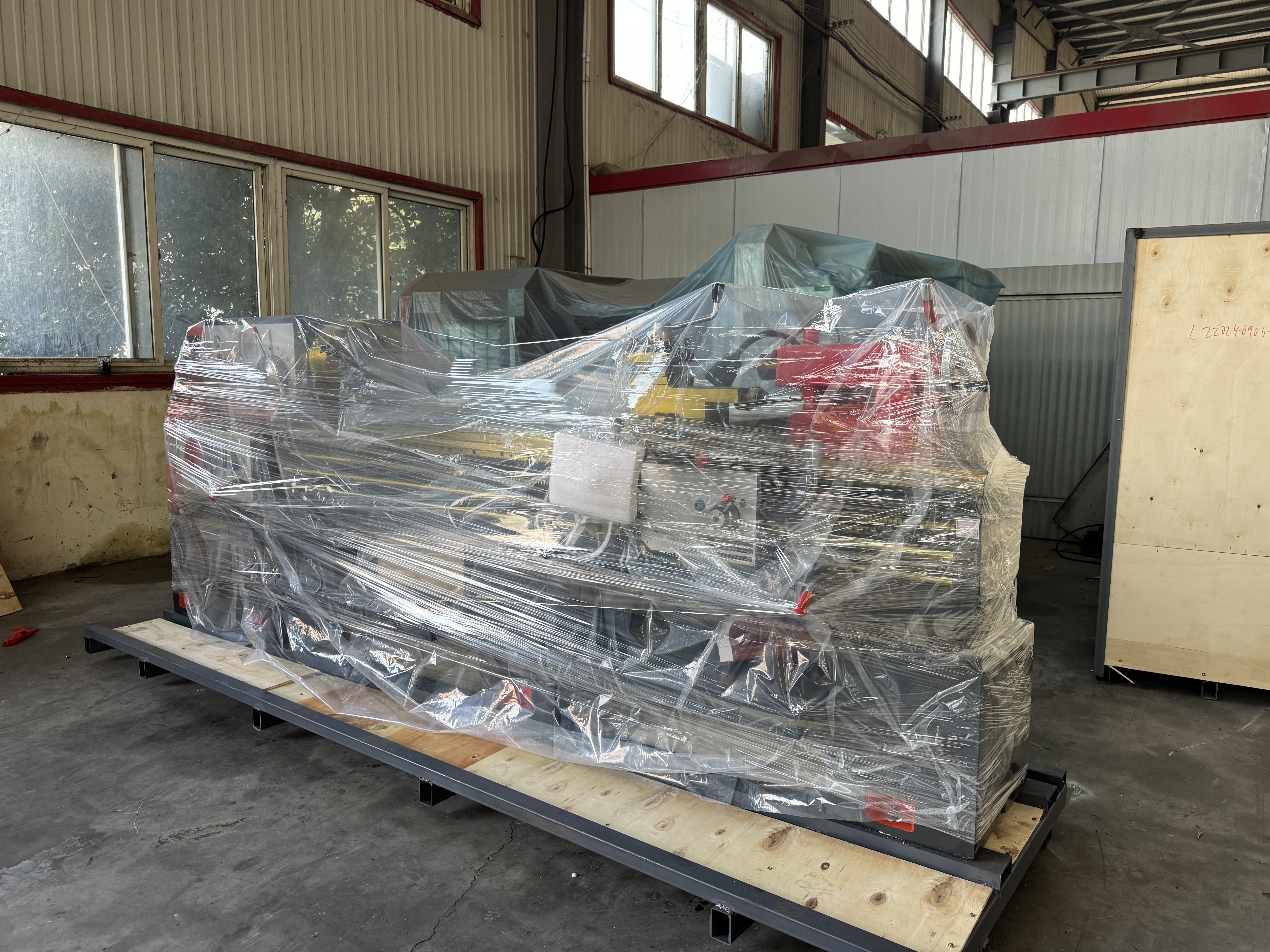 ALCA6150X2000 CNC TORTHE empacado y enviado a Brasil, lo que aumenta la producci&oacute;n eficiente en m&uacute;ltiples industrias