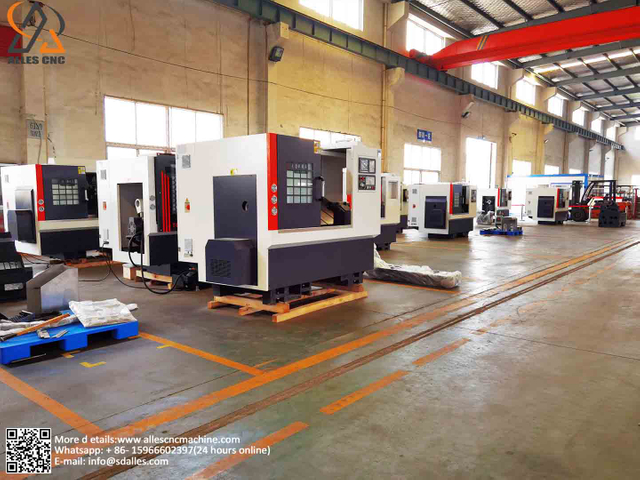 Torno CNC De Bancada Inclinada Con Herramientas Eléctricas