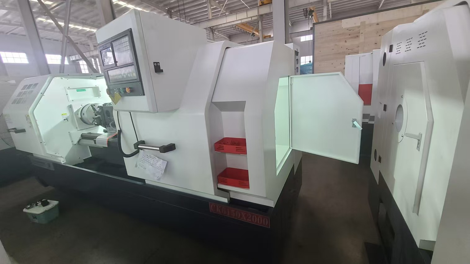 Torno CNC ALCK6150X2000 embalado y listo para env&iacute;o a Colombia