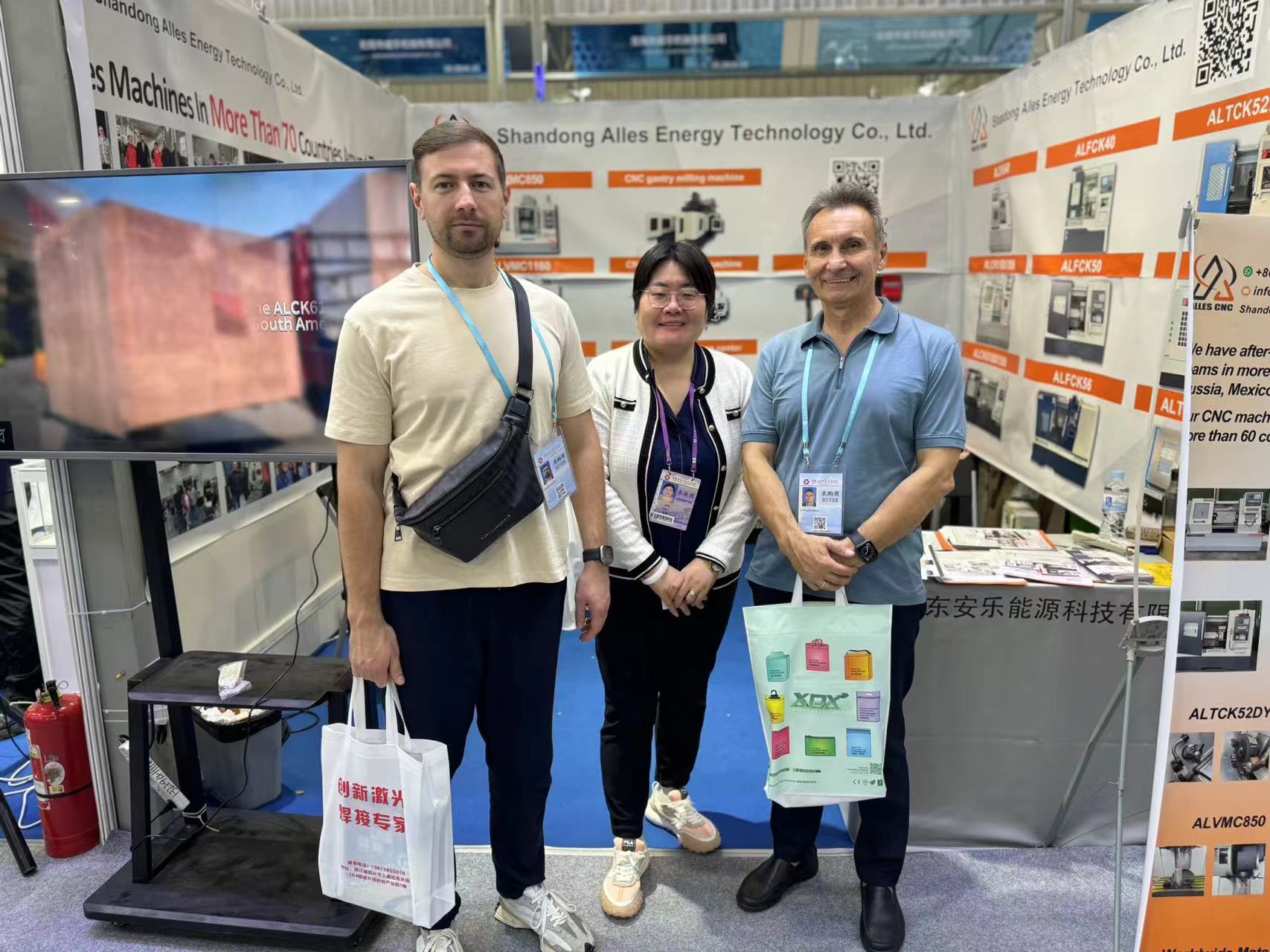 ALLES CNC recibi&oacute; m&aacute;s de diez pedidos en cuatro d&iacute;as en la Feria de Cant&oacute;n; los clientes globales muestran gran inter&eacute;s en los equipos de alta precisi&oacute;n