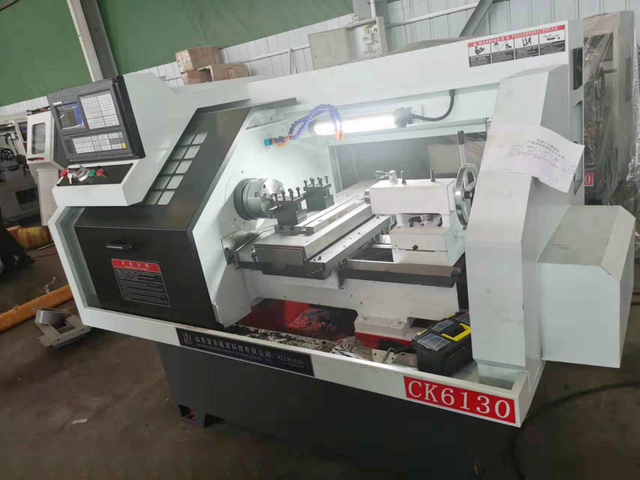 Torno CNC De Cama Plana Horizontal De Precio Súper Bajo ALCK6130