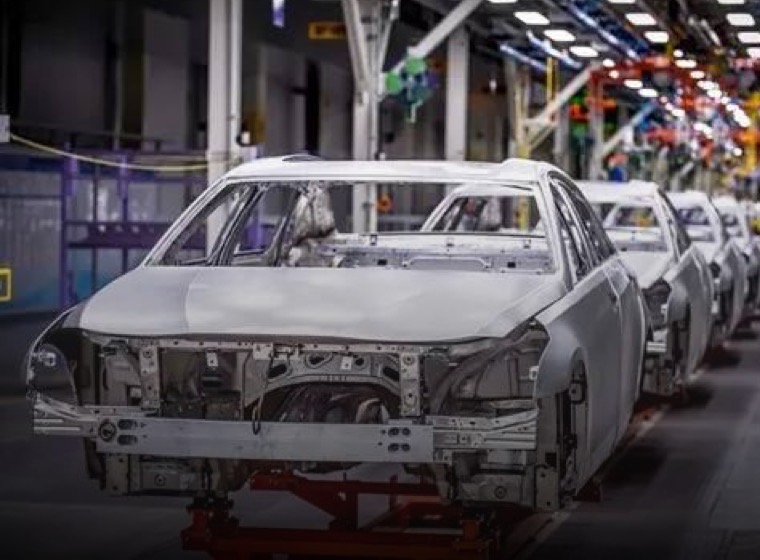 Fabricaci&oacute;n de autom&oacute;viles 