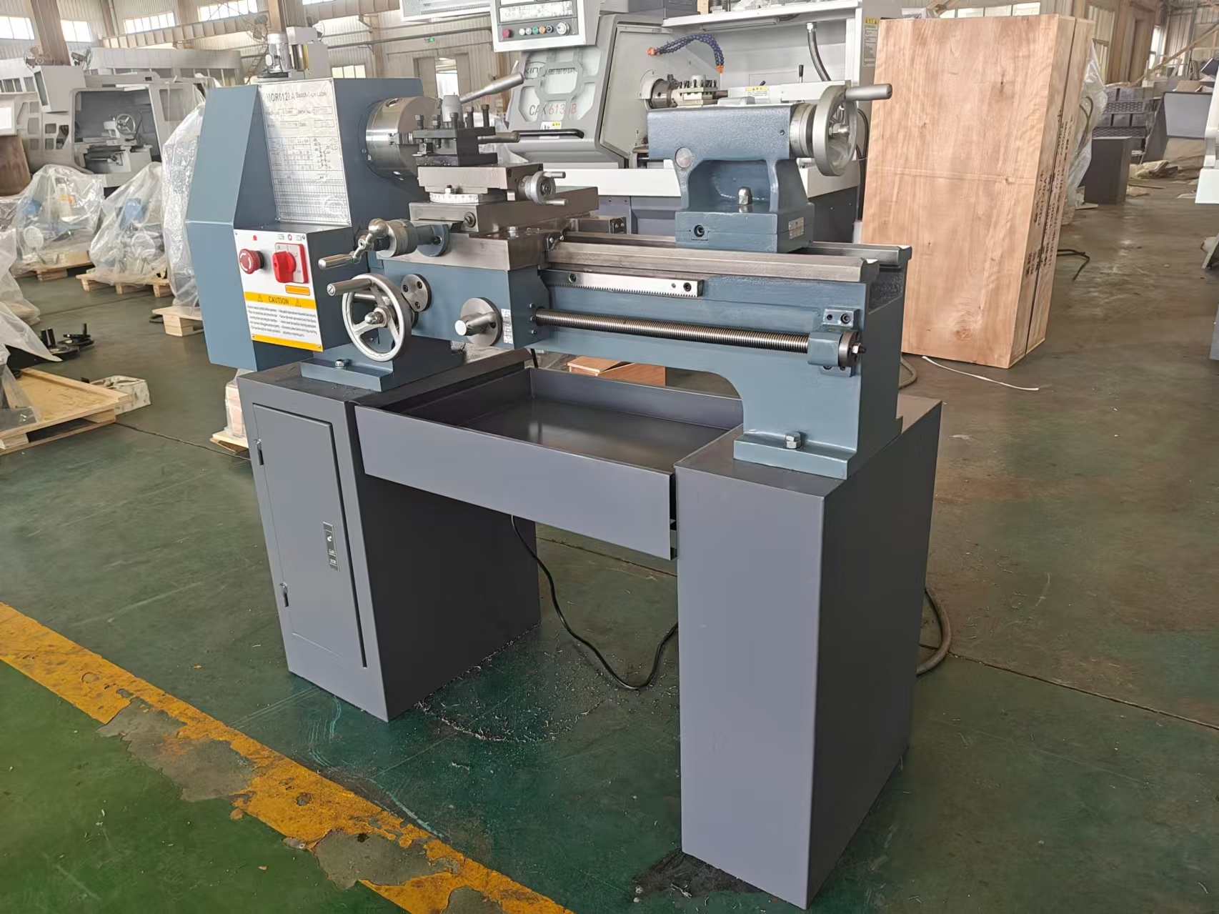 El torno manual SDAL6128A fue inspeccionado con &eacute;xito y pronto ser&aacute; enviado a Israel