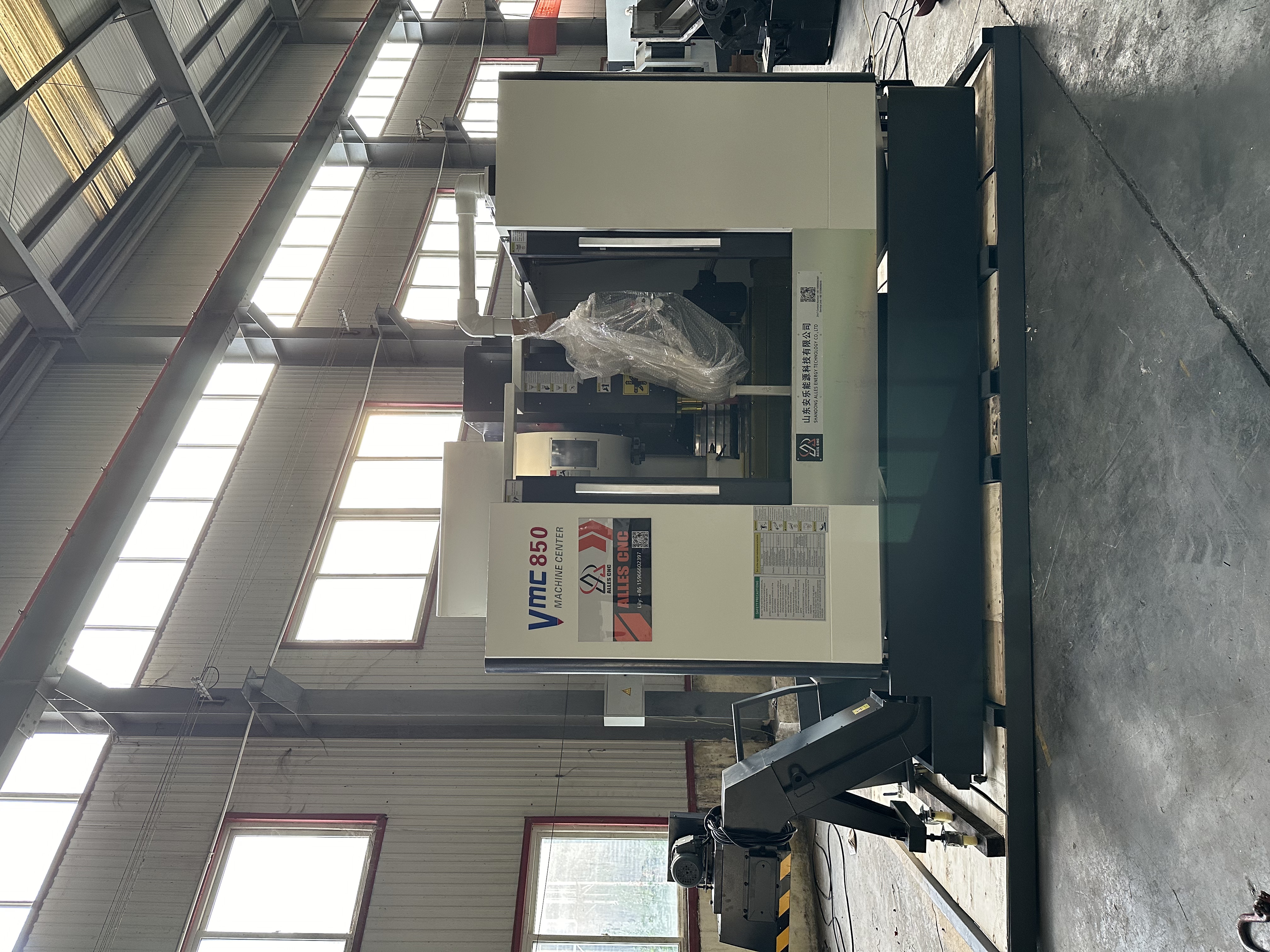 Centro de mecanizado vertical ALVCM850 fue enviado con &eacute;xito a Rusia para ayudar a actualizar la industria manufacturera local