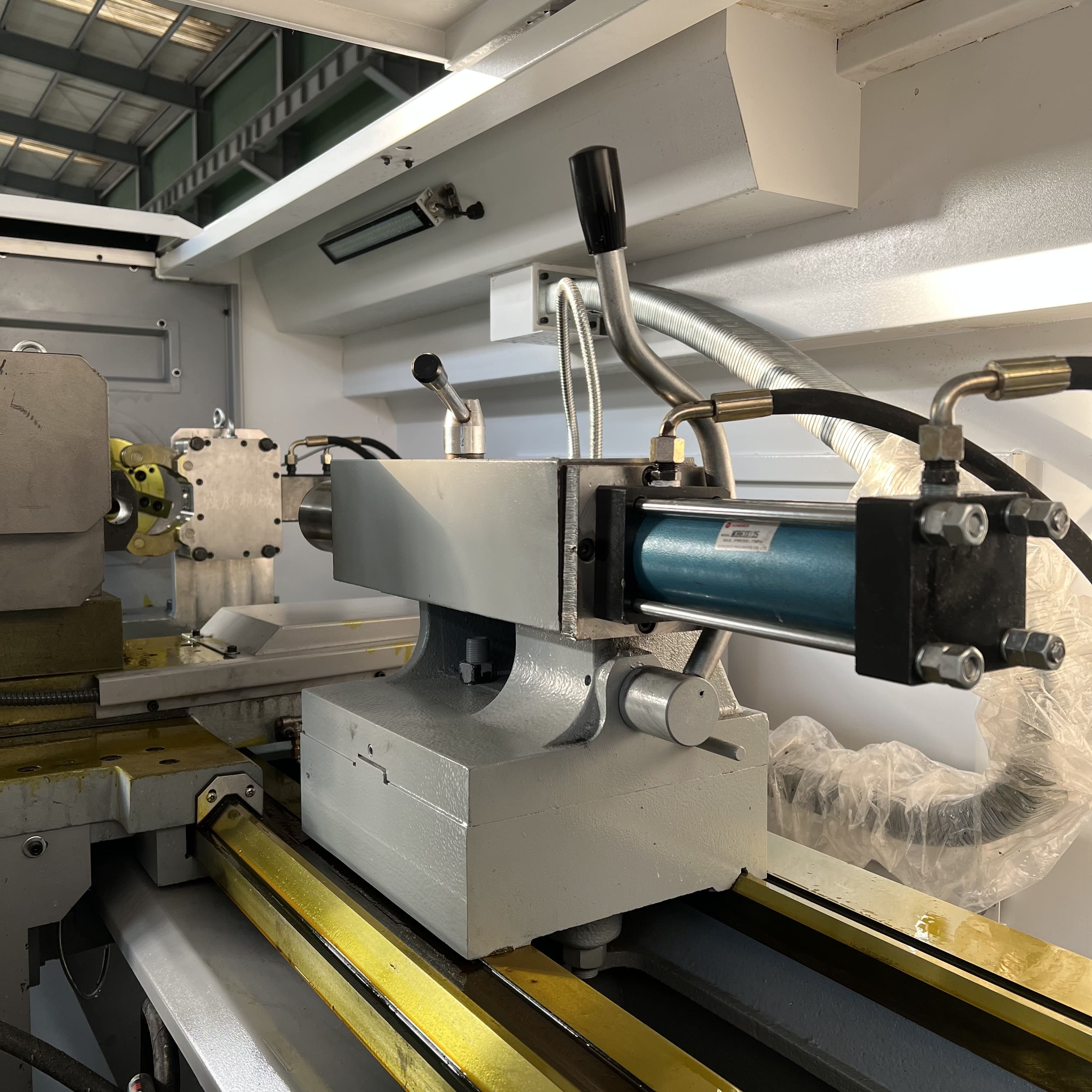 ECFEE880DA058B9CE0BB8296E0C037F-MIN 